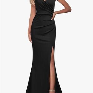 Elegant Black Maxi Dress
